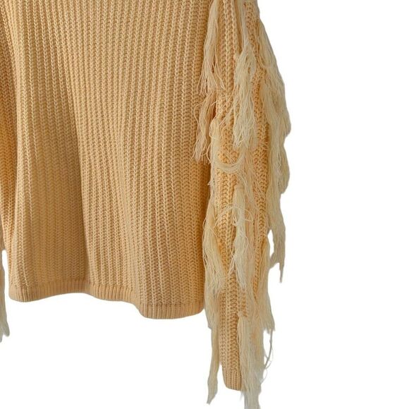 Simplee Fringe Long Tassel Sweater Womens Size M Peach Yellow Round Neck Knit - Picture 4 of 7